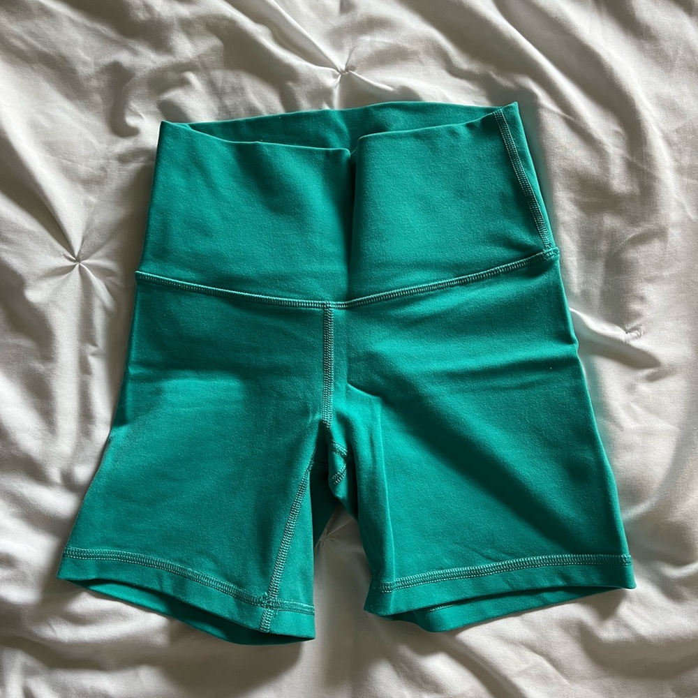 TNA biker shorts